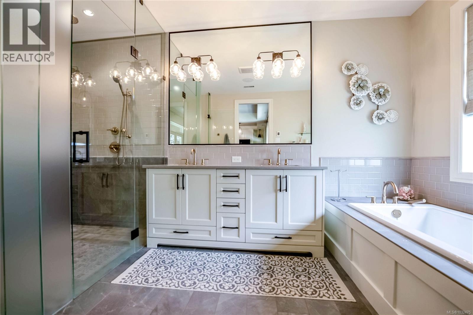 4105 Alberg Lane, Saanich, British Columbia  V8N 1Z7 - Photo 32 - 1032475