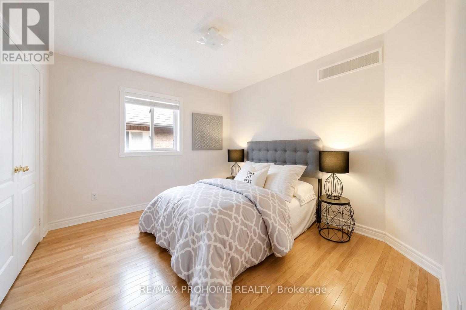 34 Inverhuron Street, Richmond Hill, Ontario  L4E 4H2 - Photo 23 - N13036098