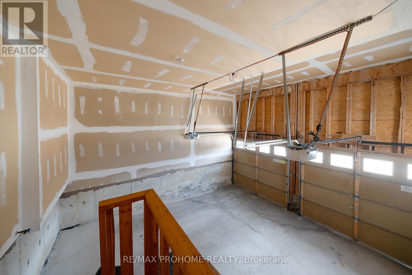 34 Inverhuron Street, Richmond Hill, Ontario  L4E 4H2 - Photo 26 - N13036098