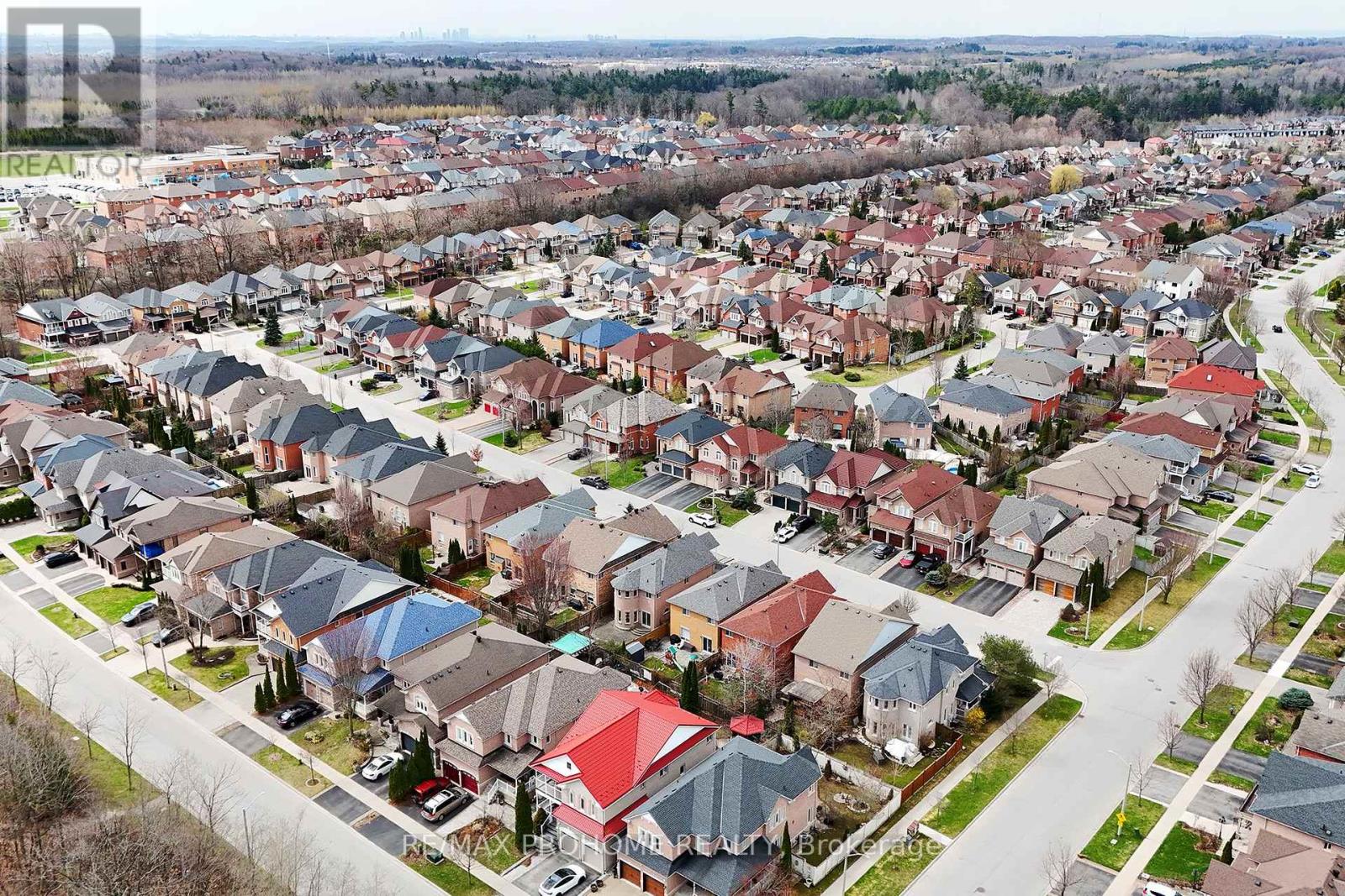 34 Inverhuron Street, Richmond Hill, Ontario  L4E 4H2 - Photo 33 - N13036098