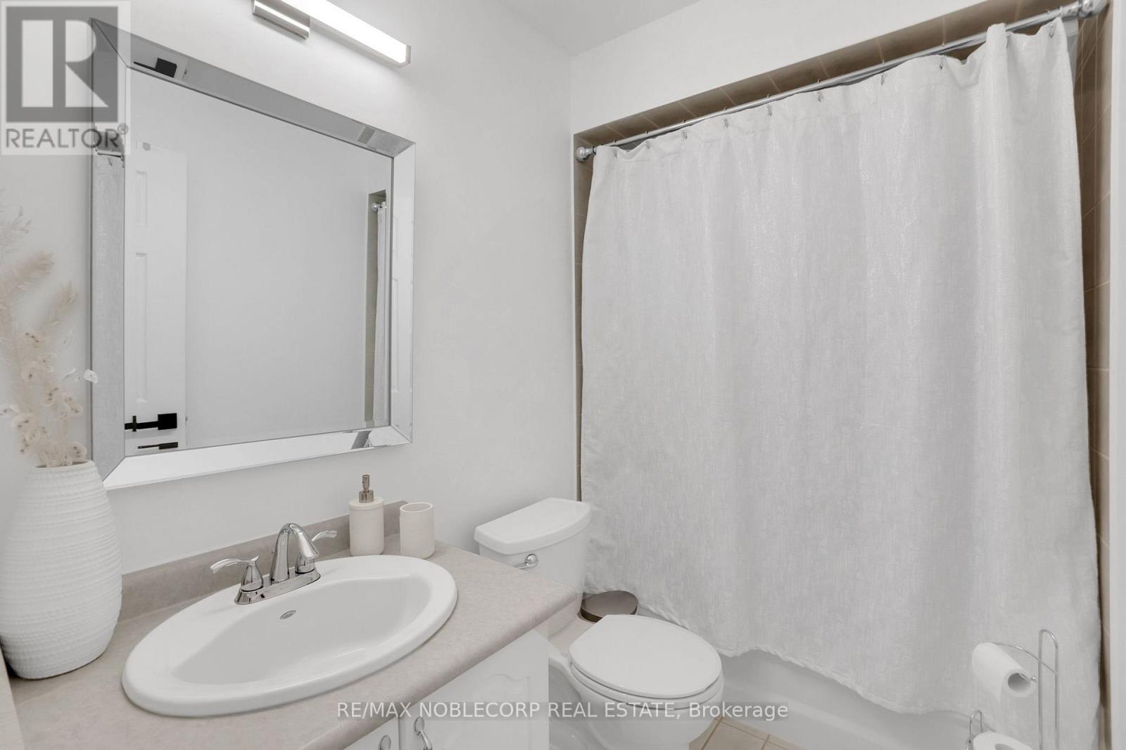 239 Royal Appian Crescent, Vaughan, Ontario  L4K 5L3 - Photo 26 - N13036136