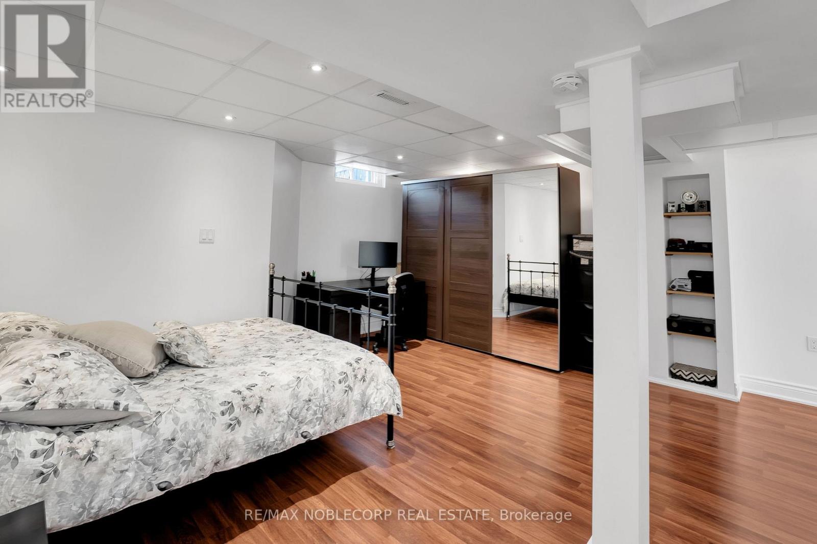 239 Royal Appian Crescent, Vaughan, Ontario  L4K 5L3 - Photo 31 - N13036136