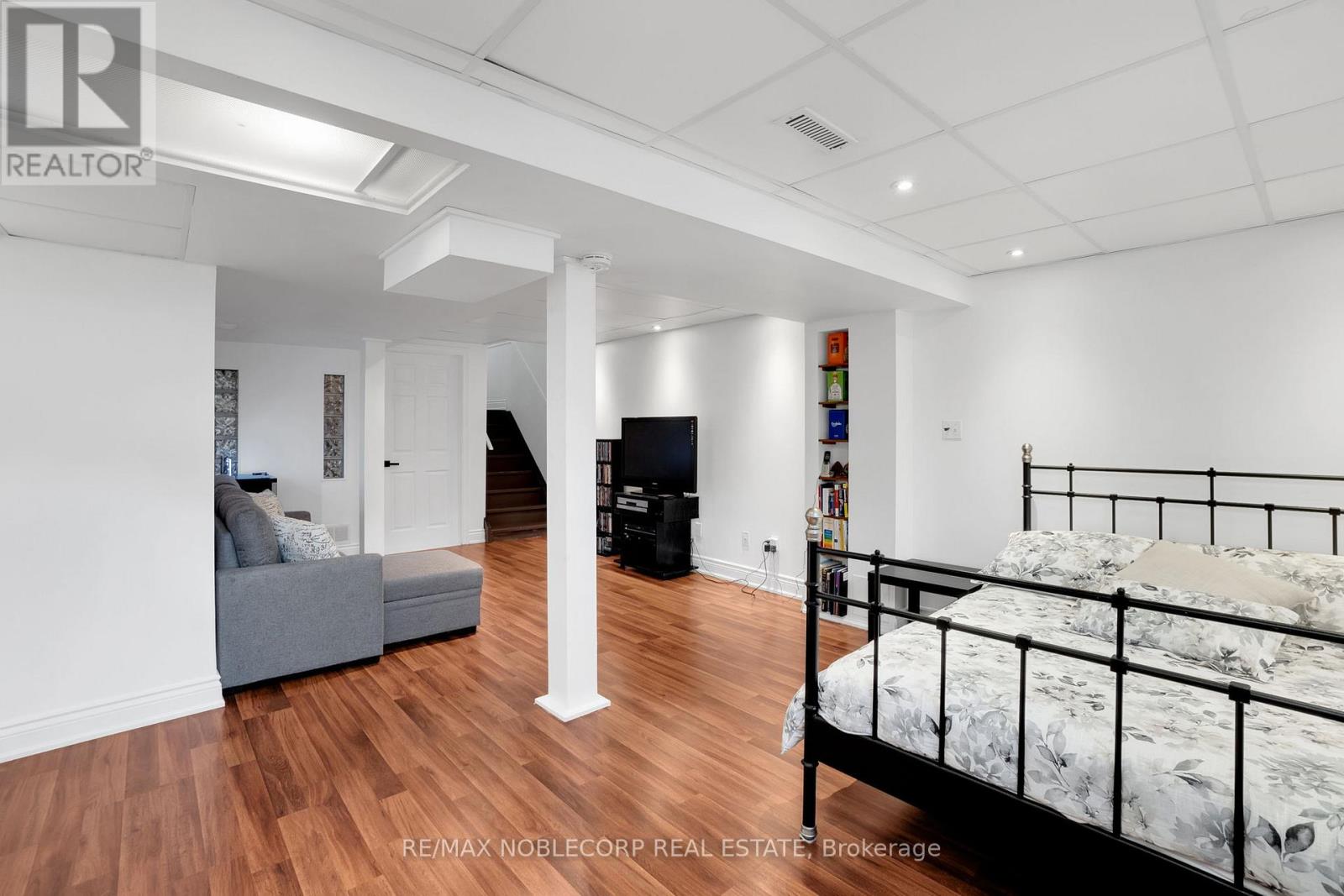 239 Royal Appian Crescent, Vaughan, Ontario  L4K 5L3 - Photo 32 - N13036136