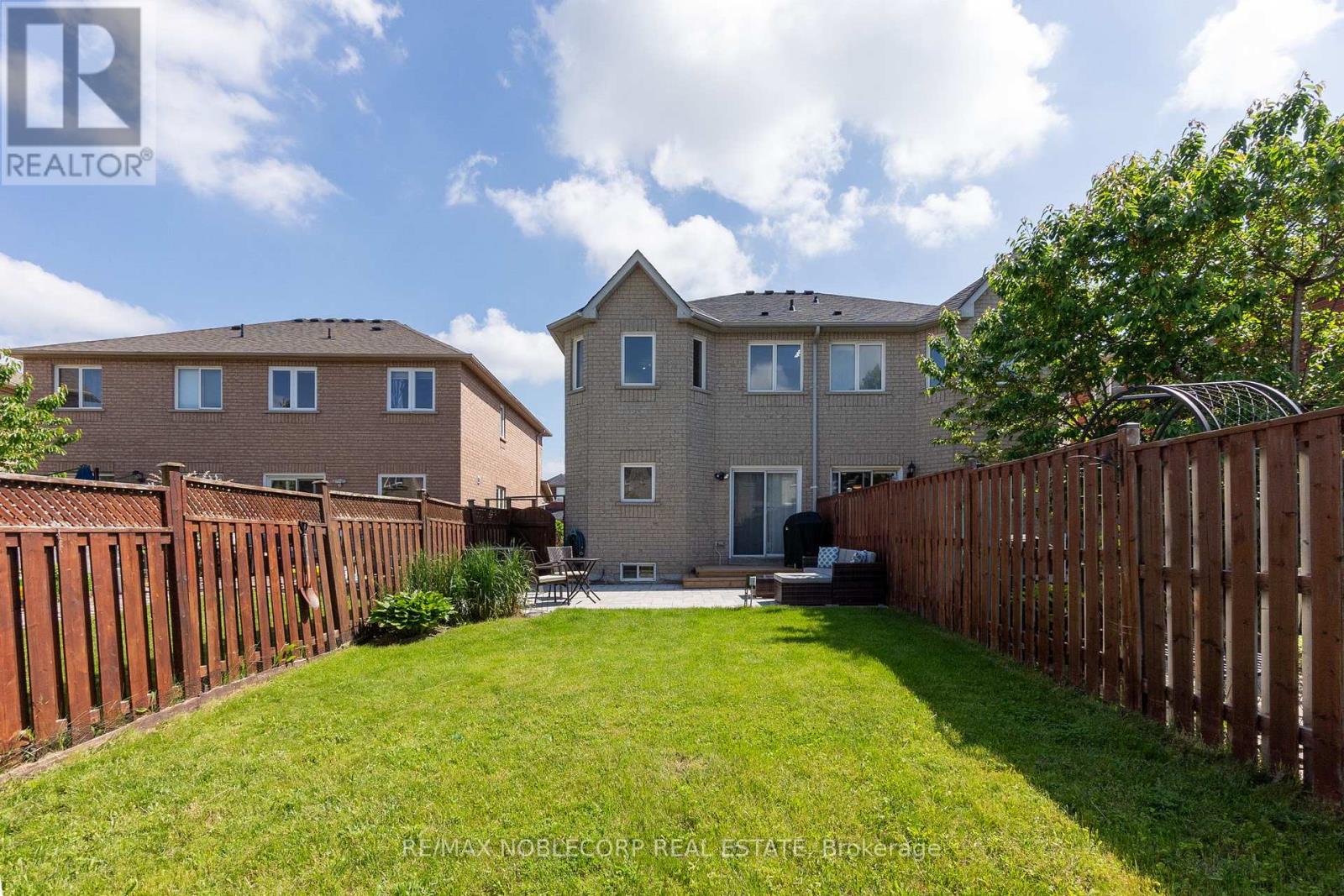 239 Royal Appian Crescent, Vaughan, Ontario  L4K 5L3 - Photo 36 - N13036136