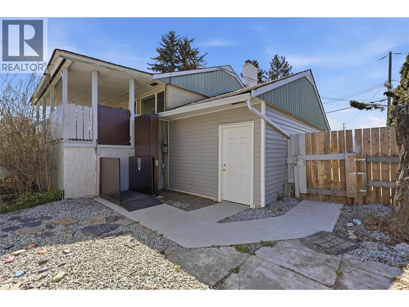 686 Brandon Avenue, Kamloops, British Columbia  V2B 1N4 - Photo 31 - 10384611