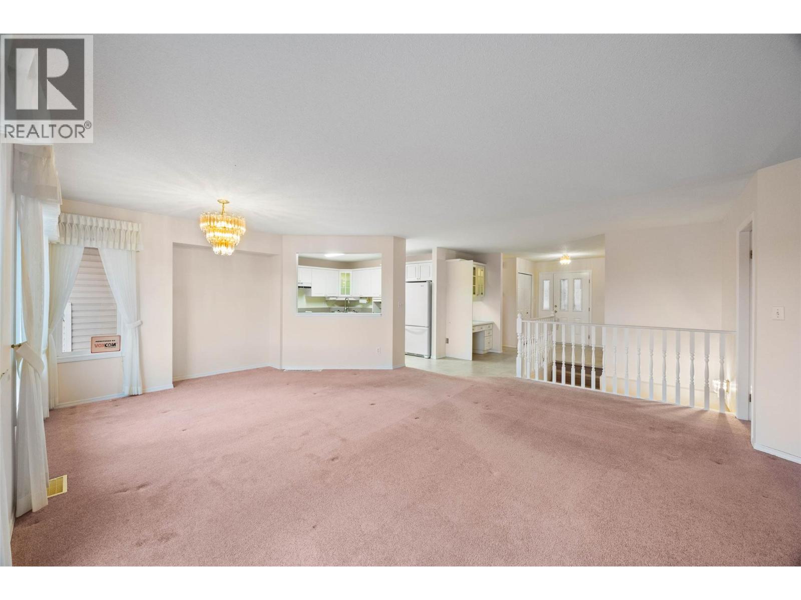 2022 Pacific Way Unit# 6, Kamloops, British Columbia  V1S 1T1 - Photo 8 - 10384546