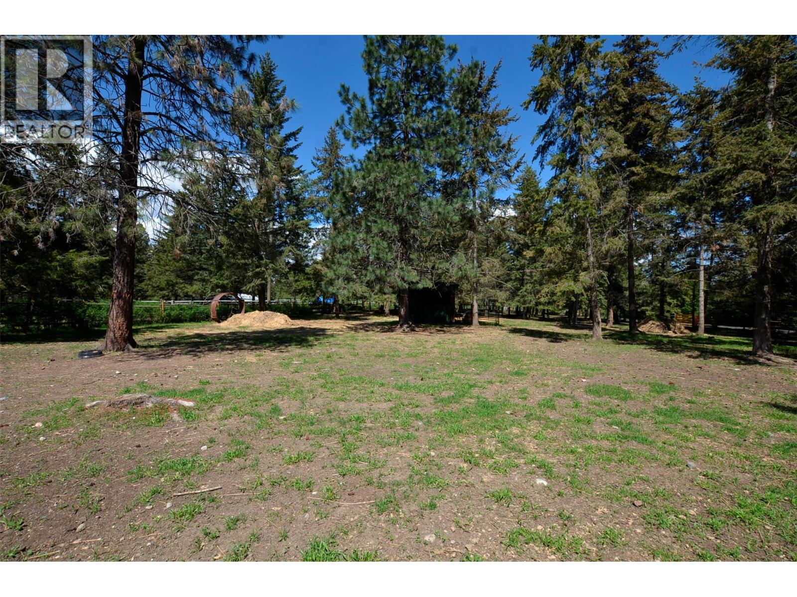 60 Valeview Road, Lumby, British Columbia  V0E 2G1 - Photo 12 - 10384219