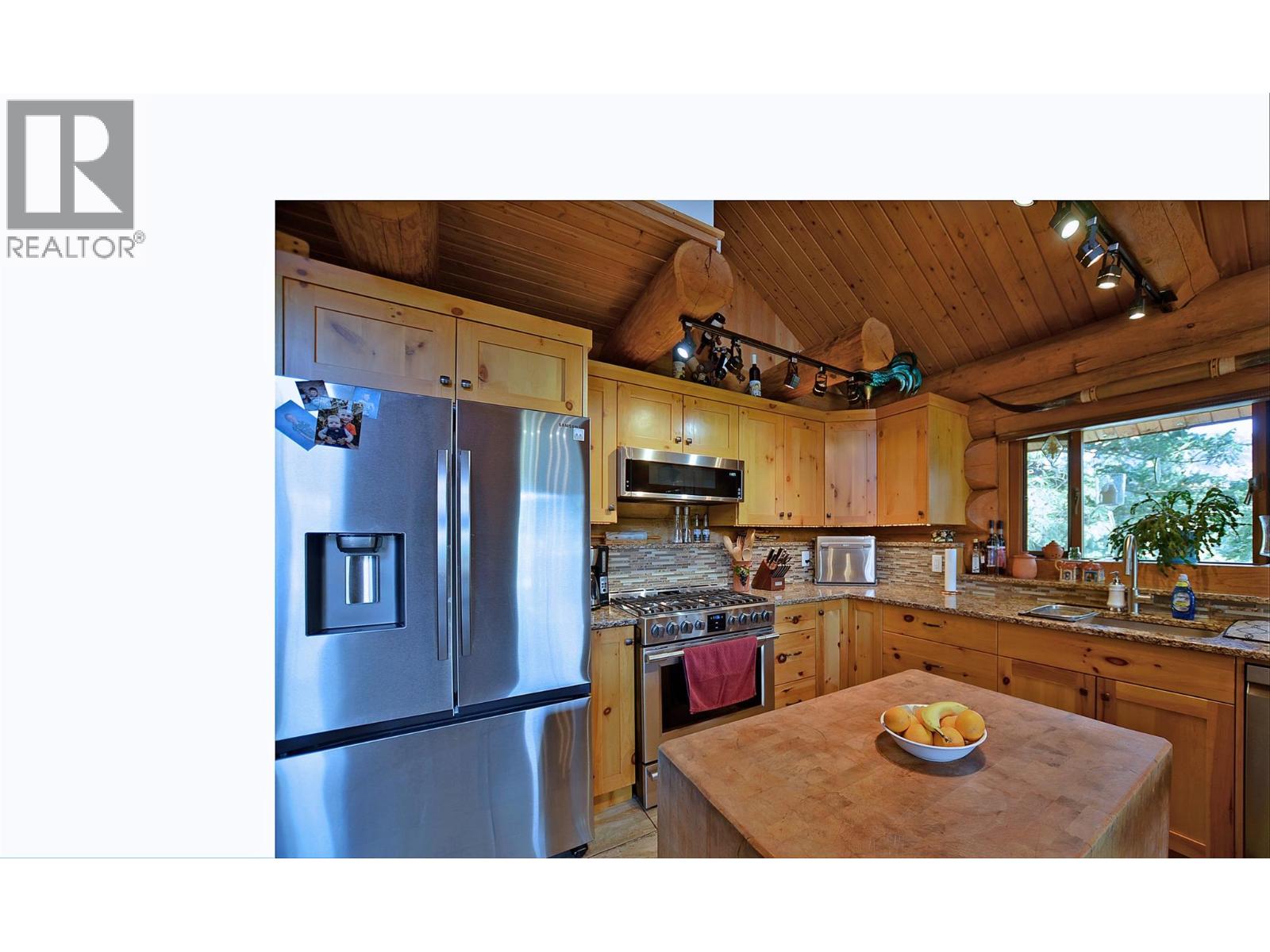 60 Valeview Road, Lumby, British Columbia  V0E 2G1 - Photo 28 - 10384219