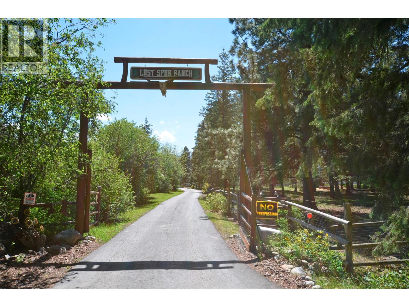 60 Valeview Road, Lumby, British Columbia  V0E 2G1 - Photo 8 - 10384219