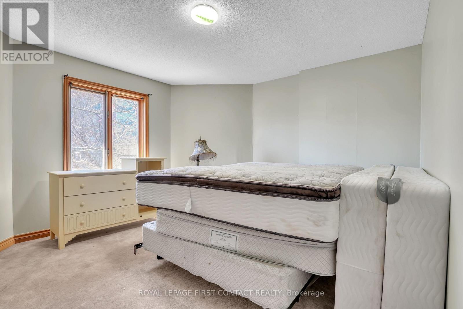 9 Little Lake Drive, Barrie, Ontario  L4M 7B9 - Photo 27 - S13036046