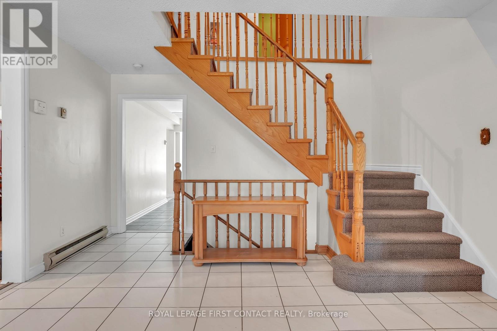 9 Little Lake Drive, Barrie, Ontario  L4M 7B9 - Photo 5 - S13036046