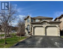 14 ROUND LEAF COURT, Barrie, Ontario