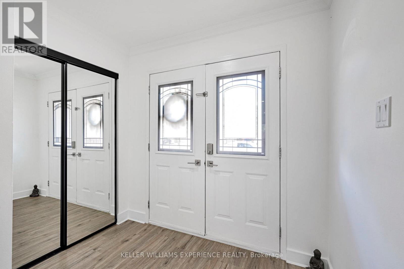 91 Butternut Drive, Barrie, Ontario  L4N 9Z7 - Photo 4 - S13036124