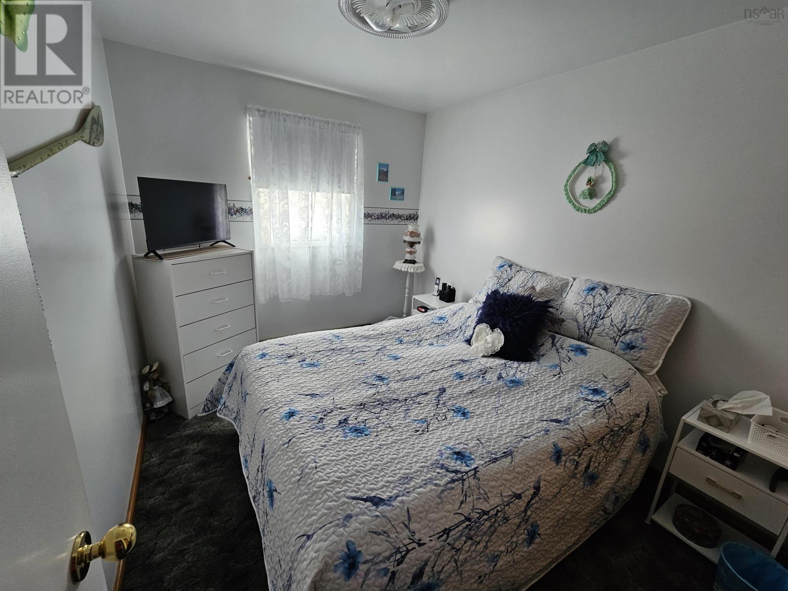 182 & 174 James Street, New Waterford, Nova Scotia  B1H 2X8 - Photo 22 - 202608366