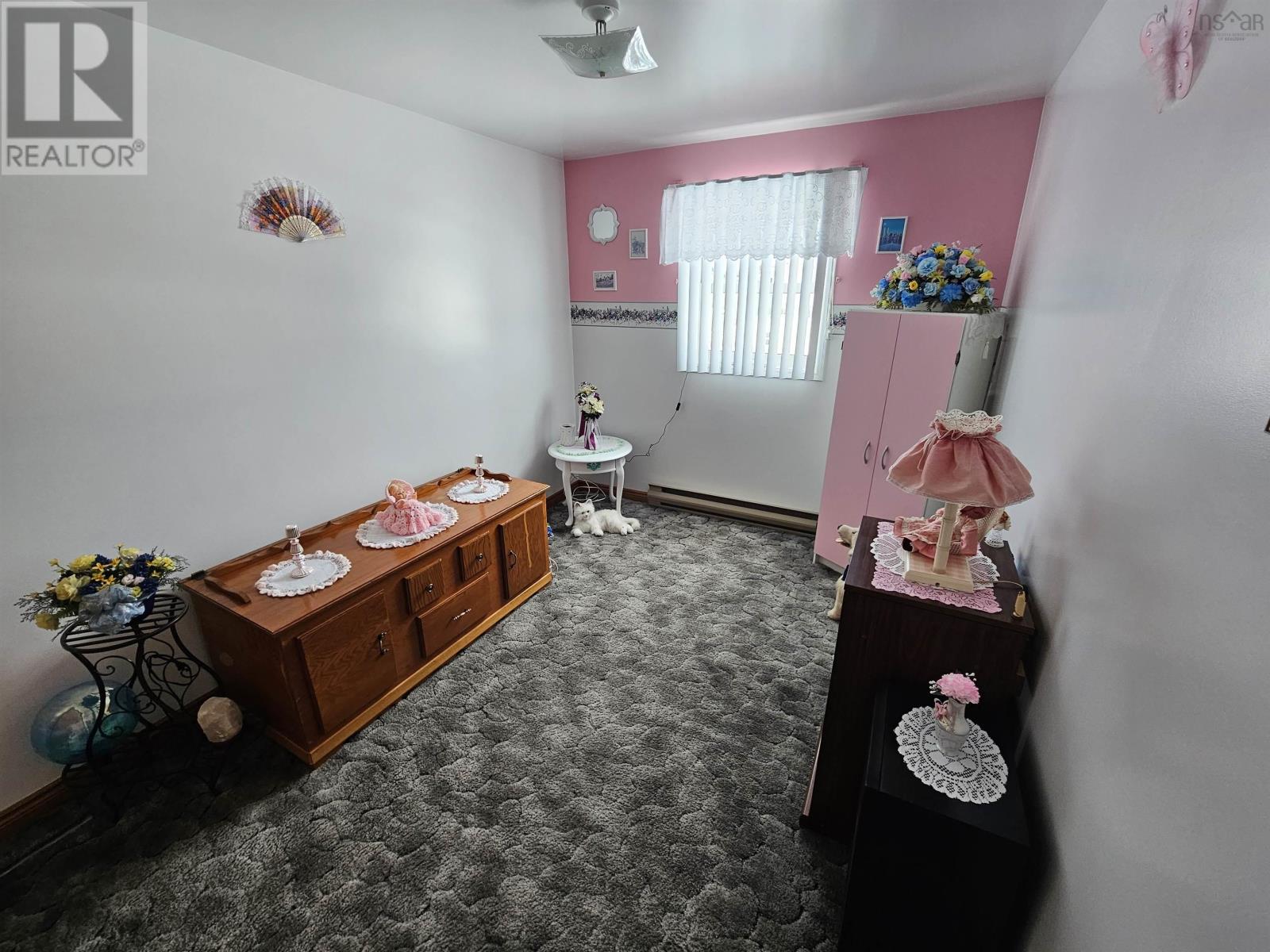 182 & 174 James Street, New Waterford, Nova Scotia  B1H 2X8 - Photo 15 - 202608366