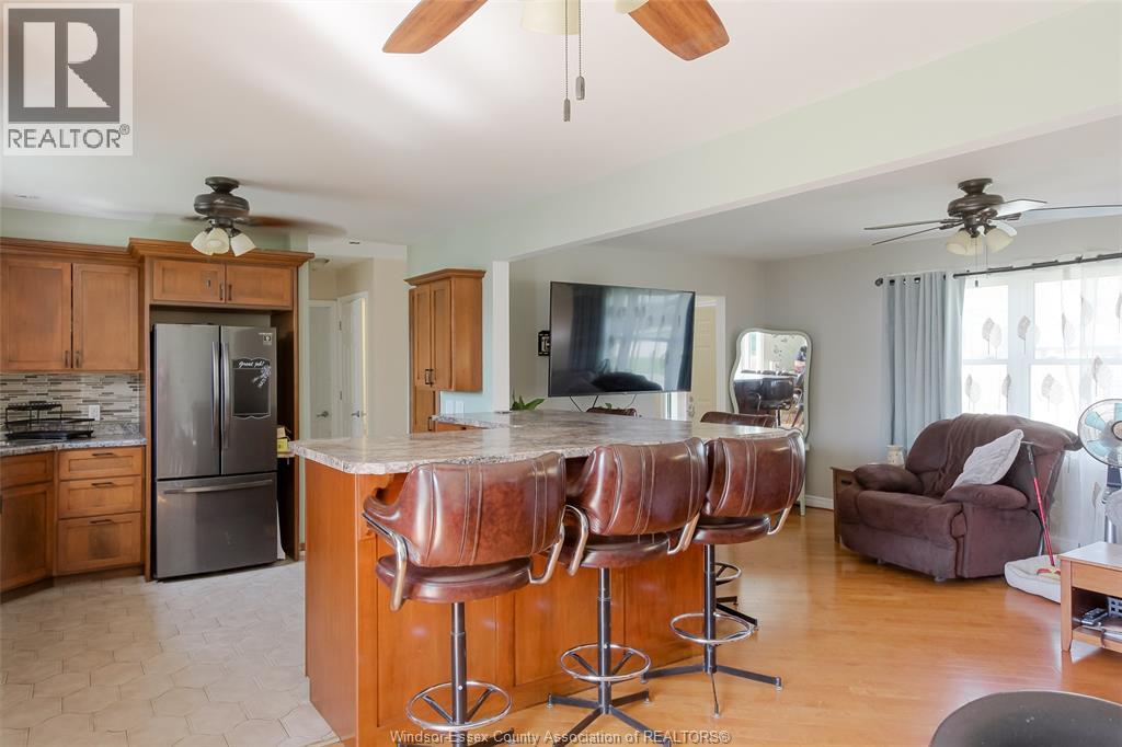 325 Mccurdy, Amherstburg, Ontario  N9V 3B8 - Photo 12 - 26009024