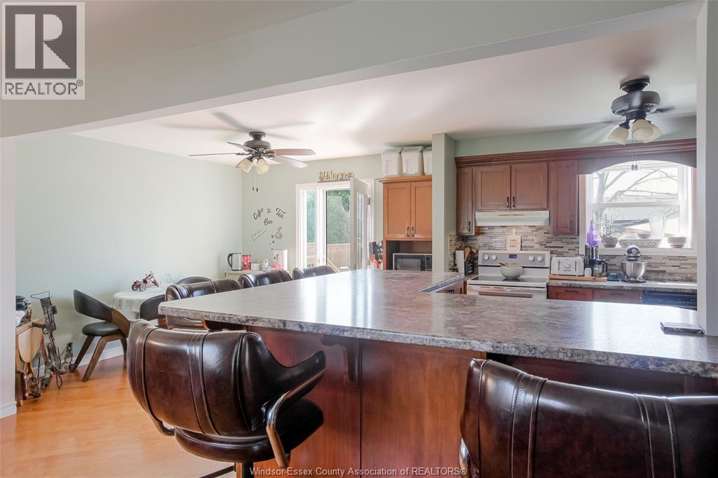 325 Mccurdy, Amherstburg, Ontario  N9V 3B8 - Photo 9 - 26009024