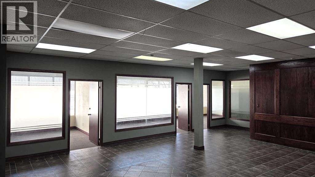 4811 48 Street, Red Deer, Alberta  T4N 1S6 - Photo 10 - A2303514