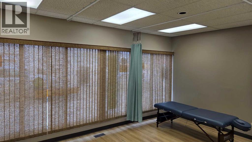 4811 48 Street, Red Deer, Alberta  T4N 1S6 - Photo 8 - A2303514