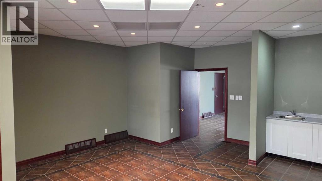 4811 48 Street, Red Deer, Alberta  T4N 1S6 - Photo 13 - A2303514