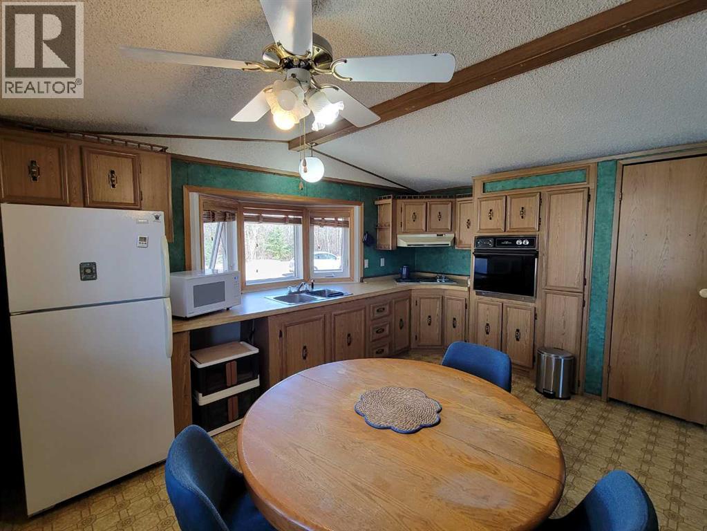 112 3 Avenue E, Alliance, Alberta  T0B 0A0 - Photo 6 - A2304047