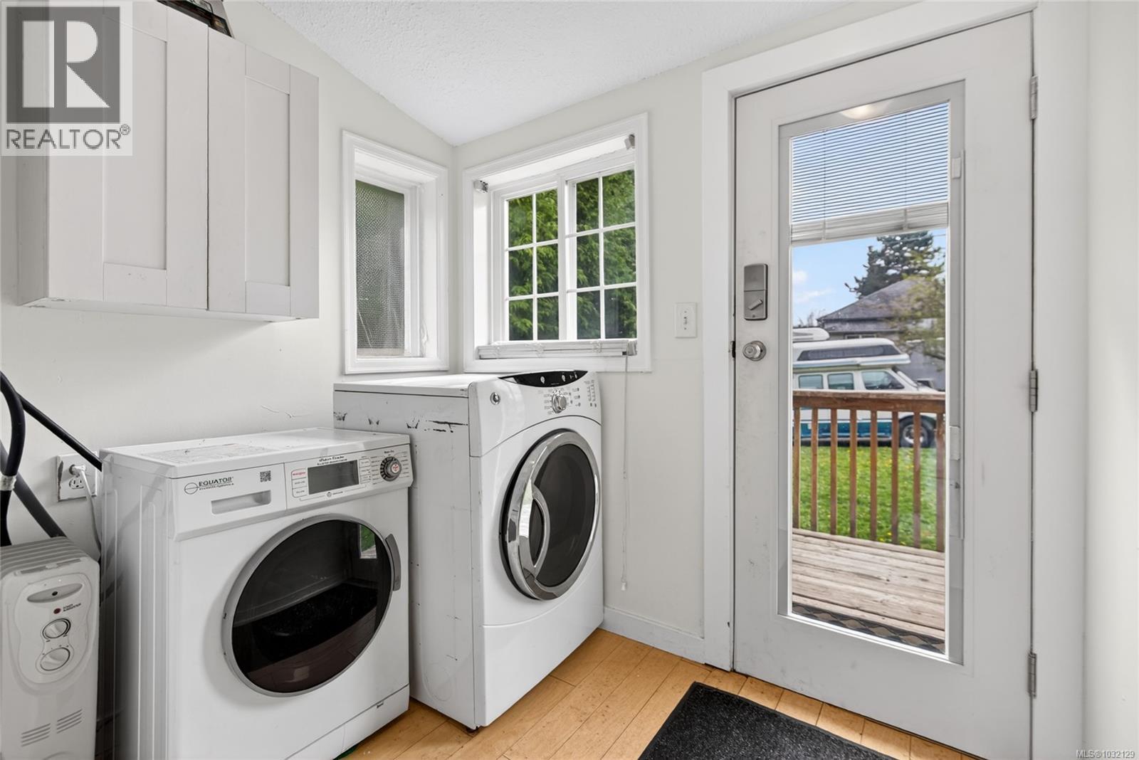 2818 Maryport Ave, Cumberland, British Columbia  V0R 1S0 - Photo 6 - 1032129