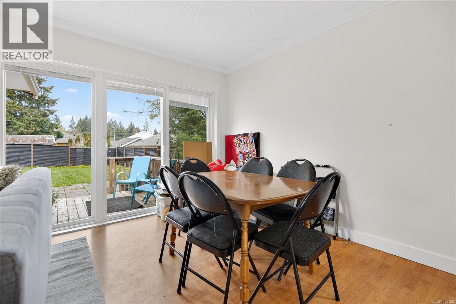 2818 Maryport Ave, Cumberland, British Columbia  V0R 1S0 - Photo 15 - 1032129