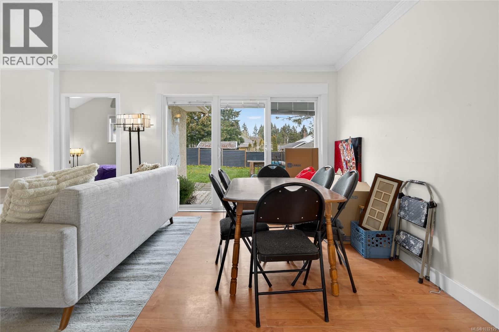 2818 Maryport Ave, Cumberland, British Columbia  V0R 1S0 - Photo 16 - 1032129