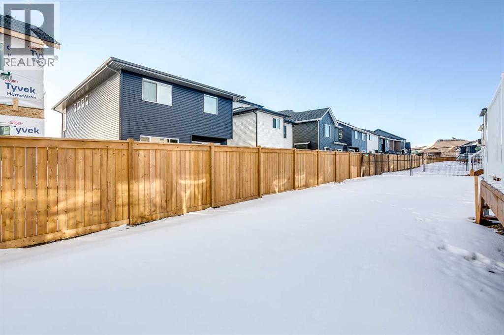 53 Creekside Passage SW, Calgary, Alberta  T2X 5V6 - Photo 30 - A2279223