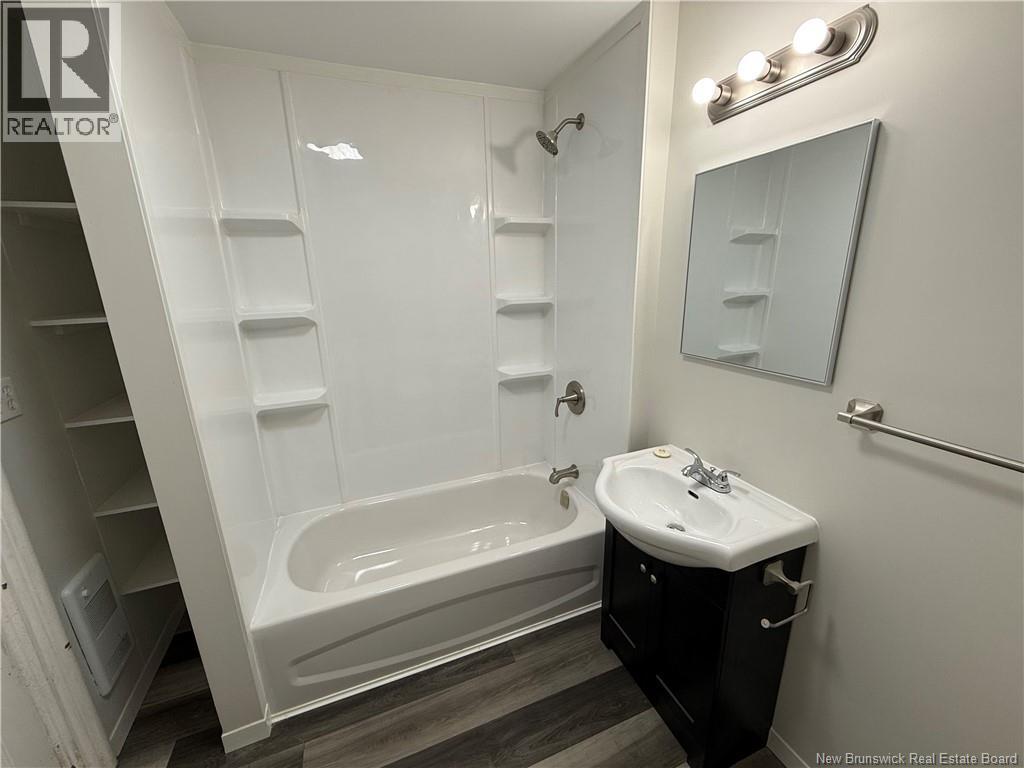 25 Meadow Street, Saint John, New Brunswick  E2K 4E9 - Photo 13 - NB137779