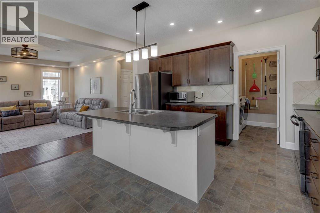 1348 Windstone Road SW, Airdrie, Alberta  T4B 0N5 - Photo 5 - A2300418