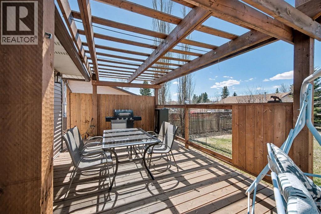 677 Wallace Drive, Carstairs, Alberta  T0M 0N0 - Photo 18 - A2303611