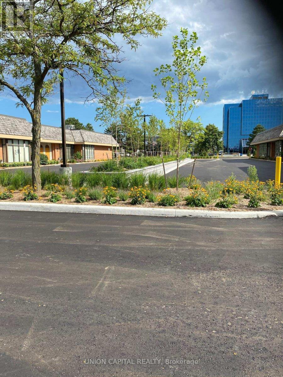 34 - 20 Wertheim Court, Richmond Hill, Ontario  L4B 3A8 - Photo 6 - N12834006