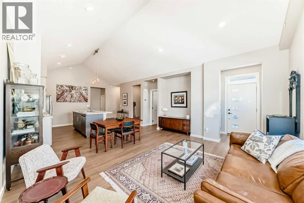 277 Lucas Avenue NW, Calgary, Alberta  T3P 1S3 - Photo 11 - A2303719