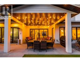 415 Hawk Hill Drive, Kelowna, British Columbia  V1W 0B1 - Photo 5 - 10377129