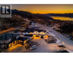 415 Hawk Hill Drive, Kelowna, British Columbia  V1W 0B1 - Photo 4 - 10377129