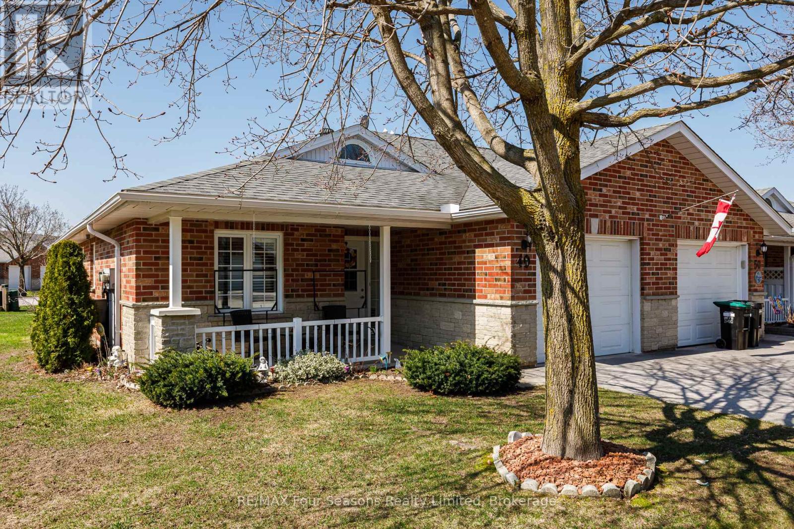 49 - 275 Huron Street, Clearview, Ontario  L0M 1S0 - Photo 4 - S12926040