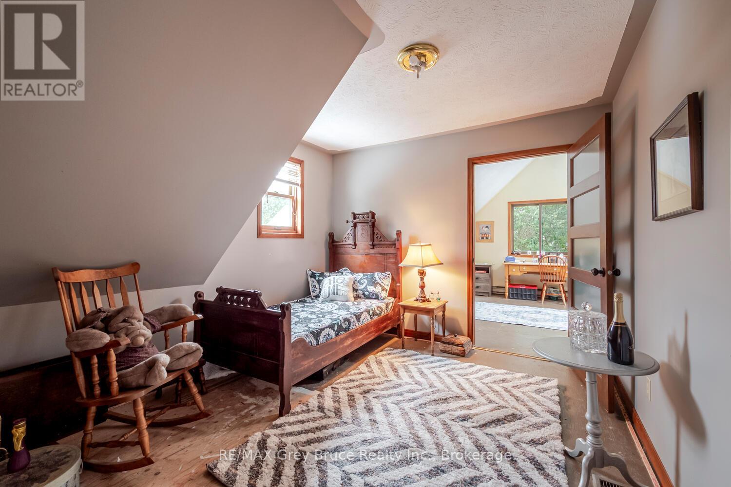 6 Kirkland Place, South Bruce Peninsula, Ontario  N0H 2G0 - Photo 26 - X12909674