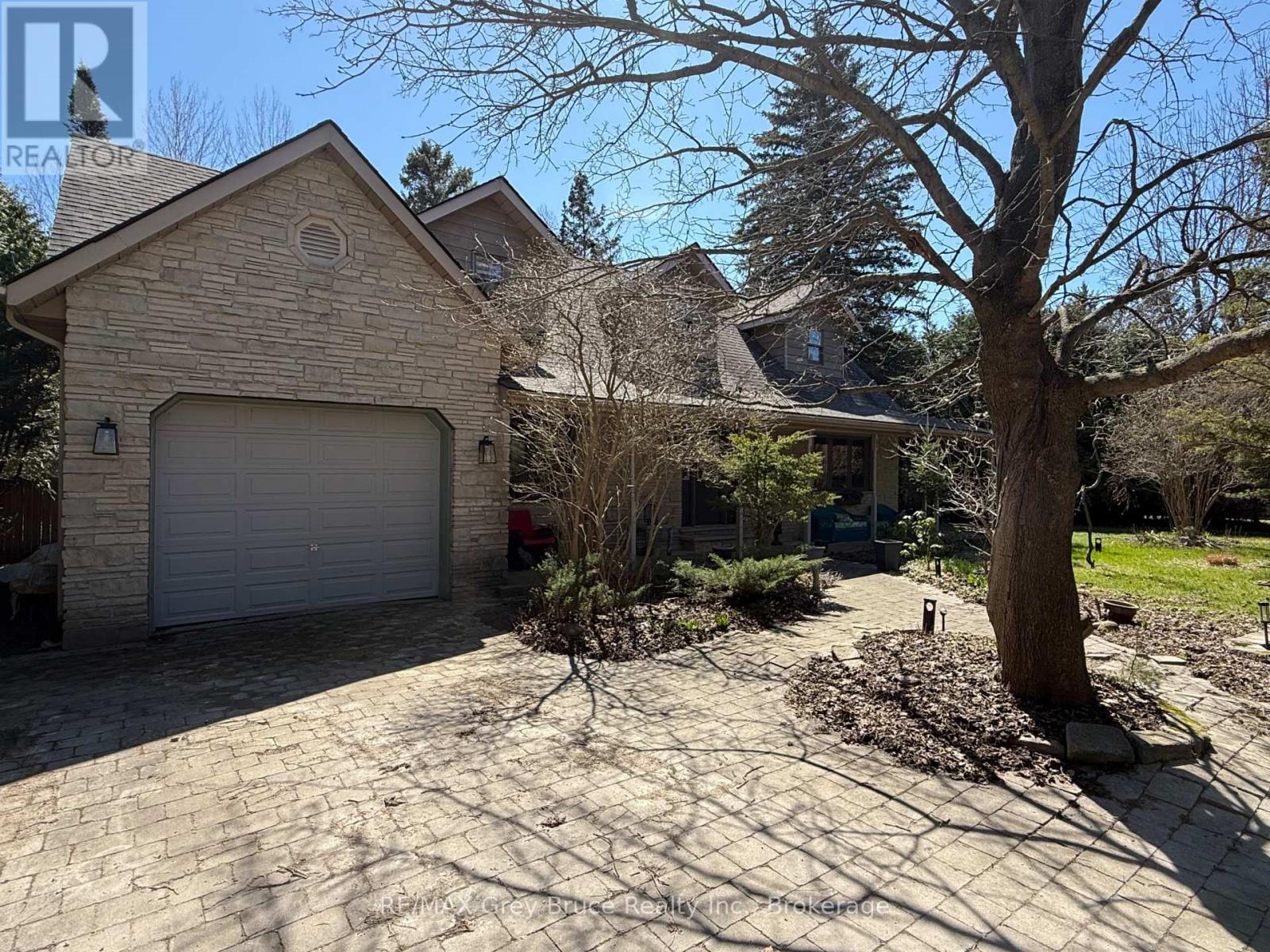 6 Kirkland Place, South Bruce Peninsula, Ontario  N0H 2G0 - Photo 36 - X12909674