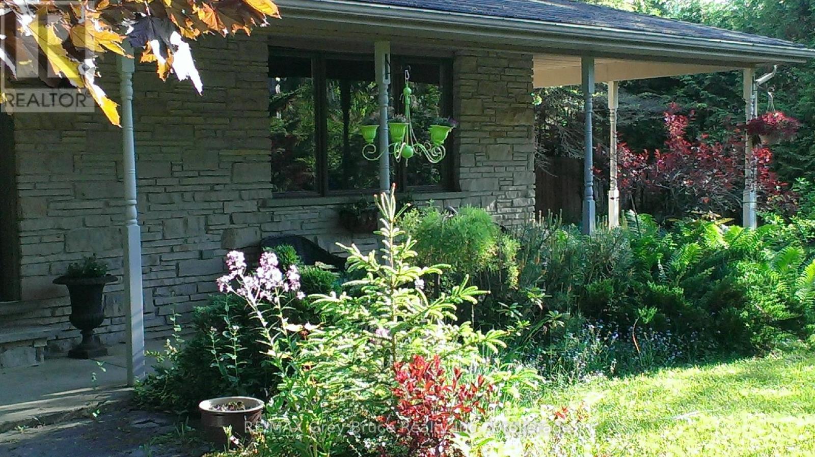 6 Kirkland Place, South Bruce Peninsula, Ontario  N0H 2G0 - Photo 34 - X12909674