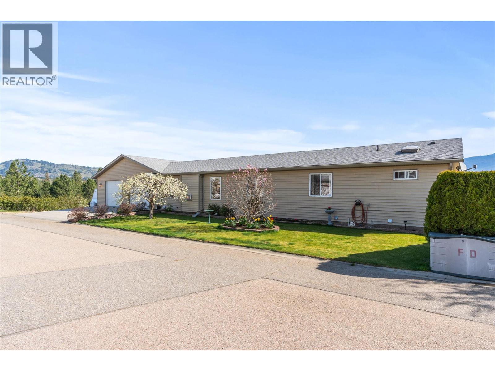 9510 97 Highway N Unit# 84, Vernon, British Columbia  V1H 1R8 - Photo 2 - 10384571