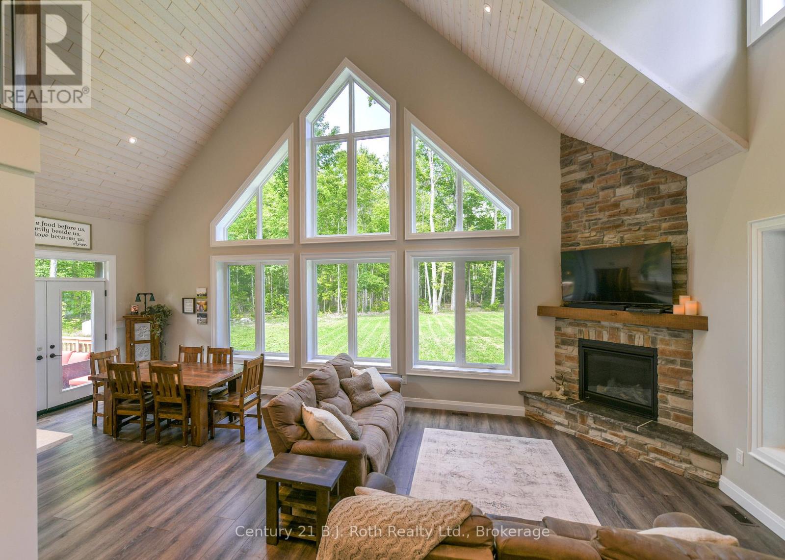 3082 Fairgrounds Road, Severn, Ontario  L3V 0Y2 - Photo 20 - S13036228