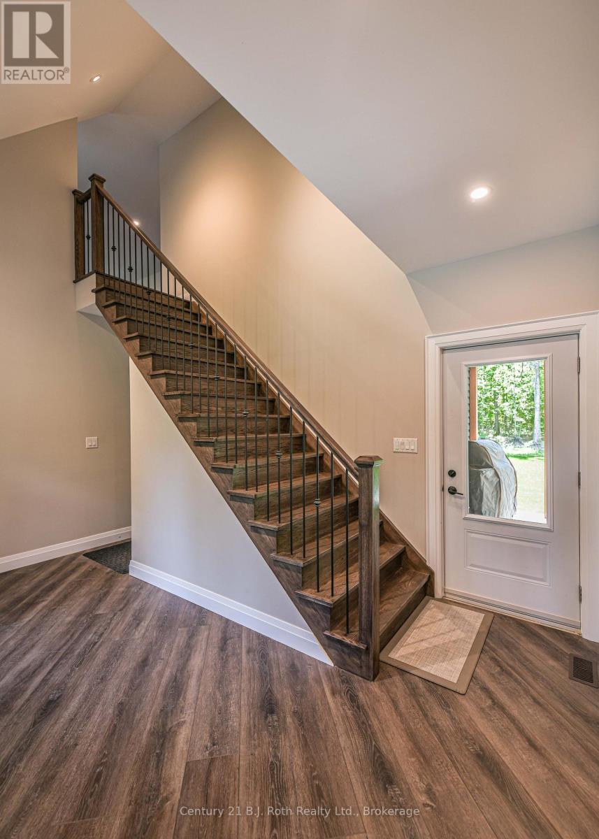 3082 Fairgrounds Road, Severn, Ontario  L3V 0Y2 - Photo 30 - S13036228