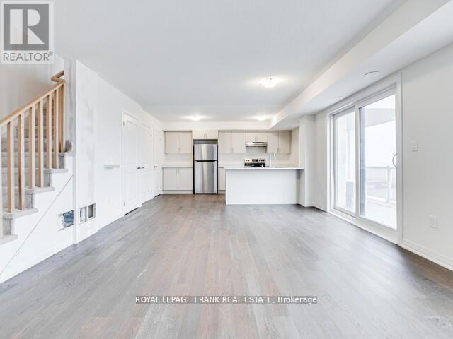 12 - 23d Lookout Drive, Clarington, Ontario  L1C 7G1 - Photo 8 - E13036368