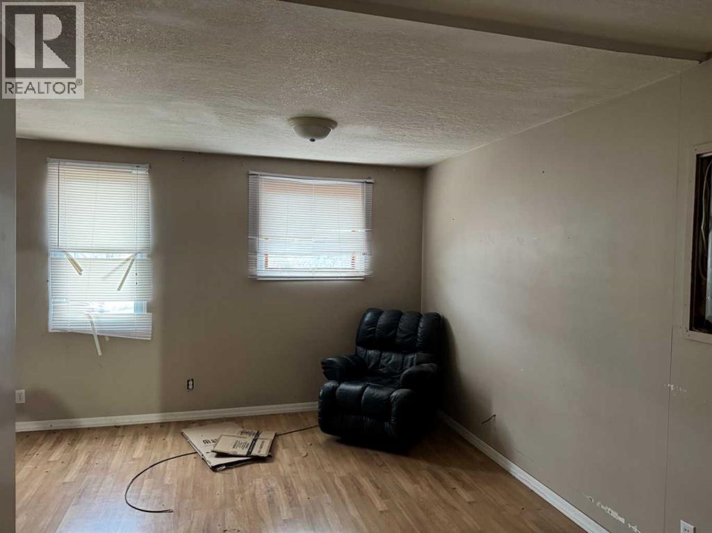 4923 49 Street, Hardisty, Alberta  T0B 1V0 - Photo 17 - A2272458