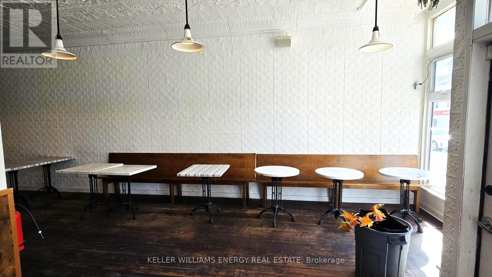 298 Main Street, Prince Edward County, Ontario  K0K 3L0 - Photo 11 - X13036238