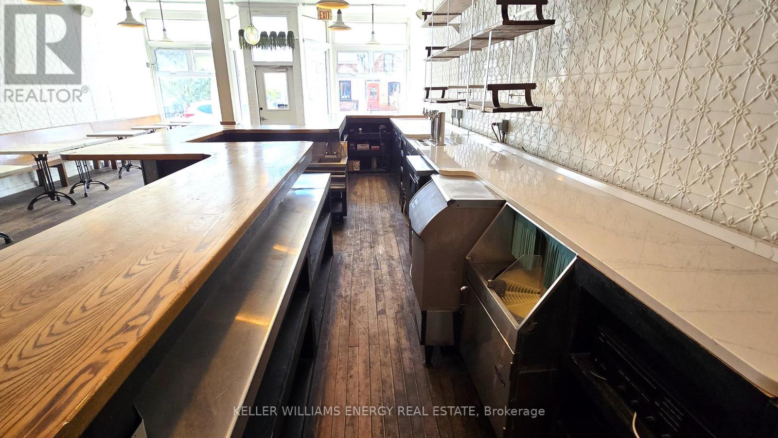 298 Main Street, Prince Edward County, Ontario  K0K 3L0 - Photo 13 - X13036238