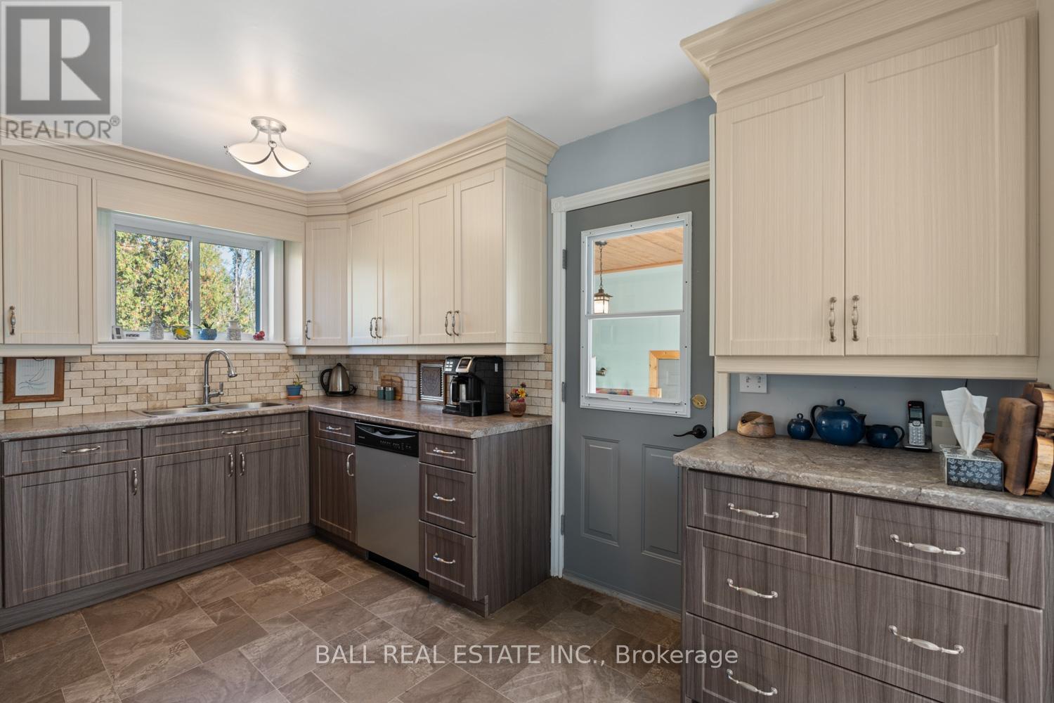 78 Thomas Drive, Kawartha Lakes, Ontario  K0M 1N0 - Photo 12 - X13036390