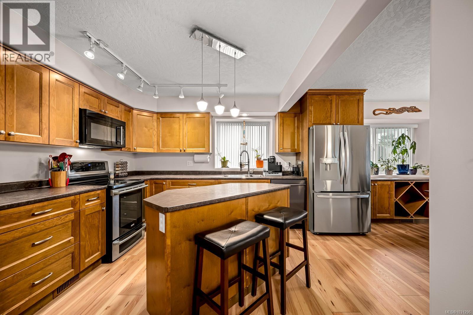 1103 View Pl, Courtenay, British Columbia  V9N 9B6 - Photo 14 - 1031296