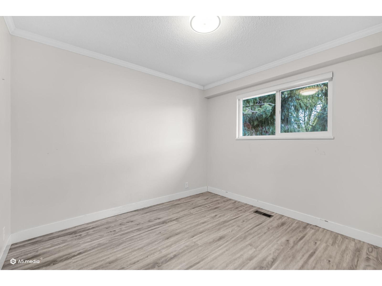 11573 84a Avenue, Delta, British Columbia  V4C 2S5 - Photo 19 - R3114185